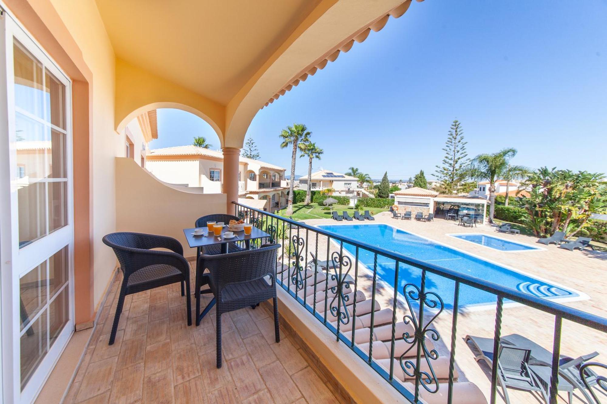 Atalaia Sol Aparthotel - Tennis & Heated Pool In Winter Λάγος Εξωτερικό φωτογραφία